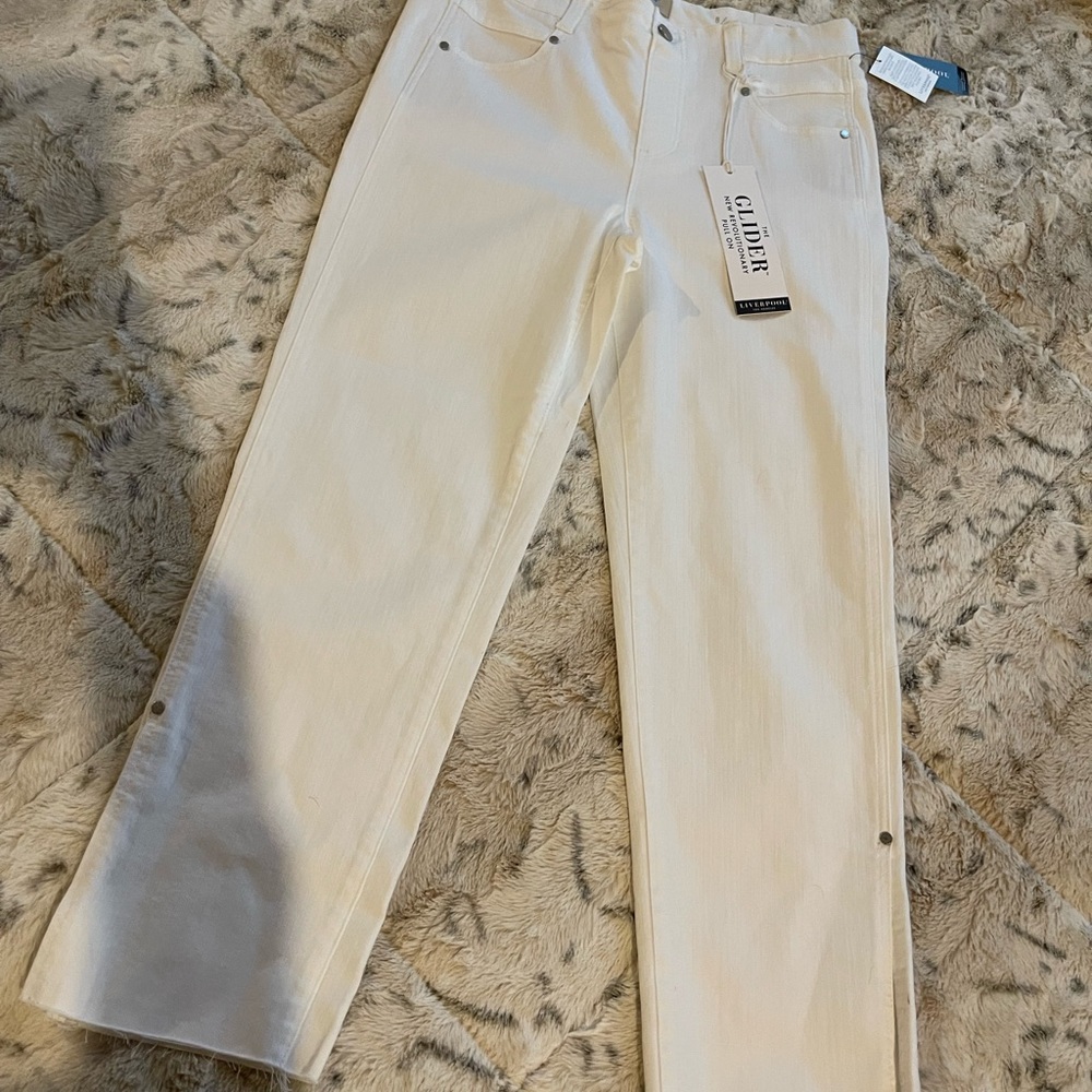 NWT Liverpool White Jeans